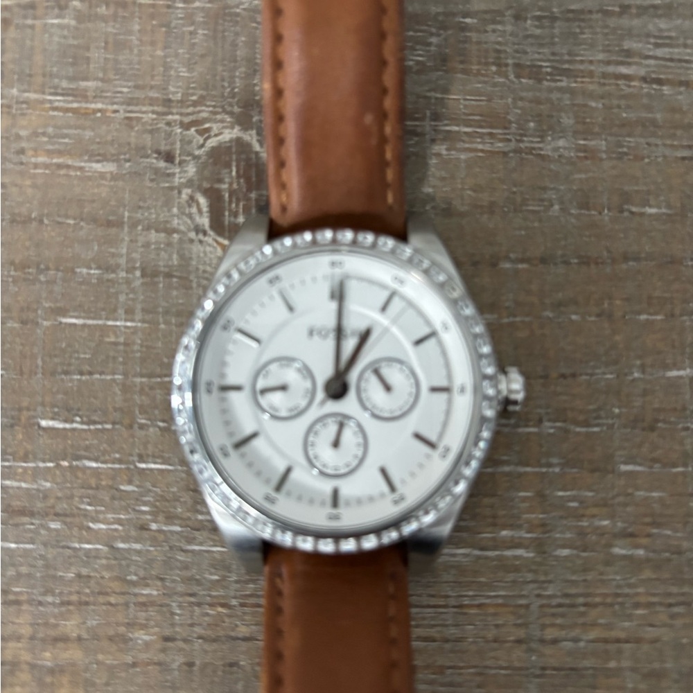 Fossil Silver Dial with Tan Leather Strap Watch - Picture 2 of 3